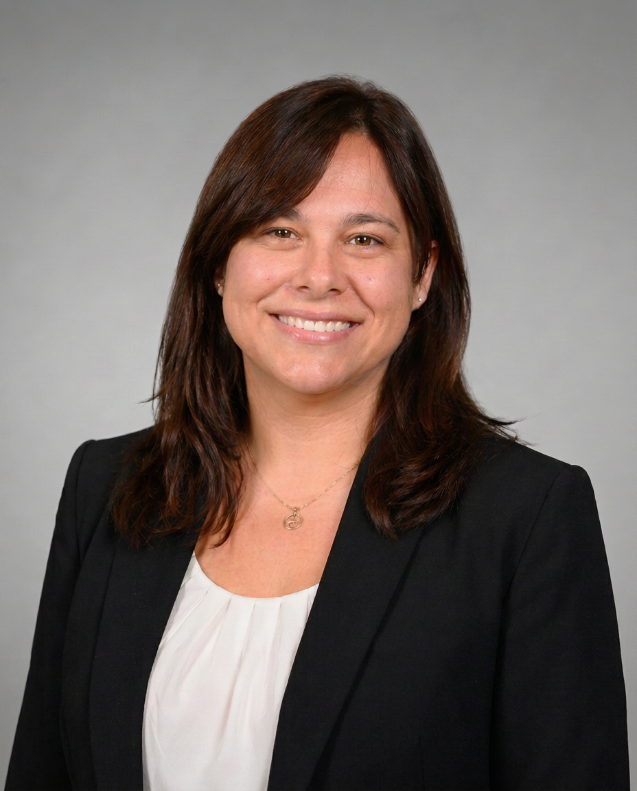 Retrato profesional de Cecilia Luzardo, consultora estratégica en Montevideo, Uruguay